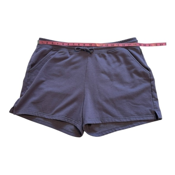 Eddie Bauer Women's Cozy Camp Fleece Shorts | Purple | Size XL - Picture 6 of 9